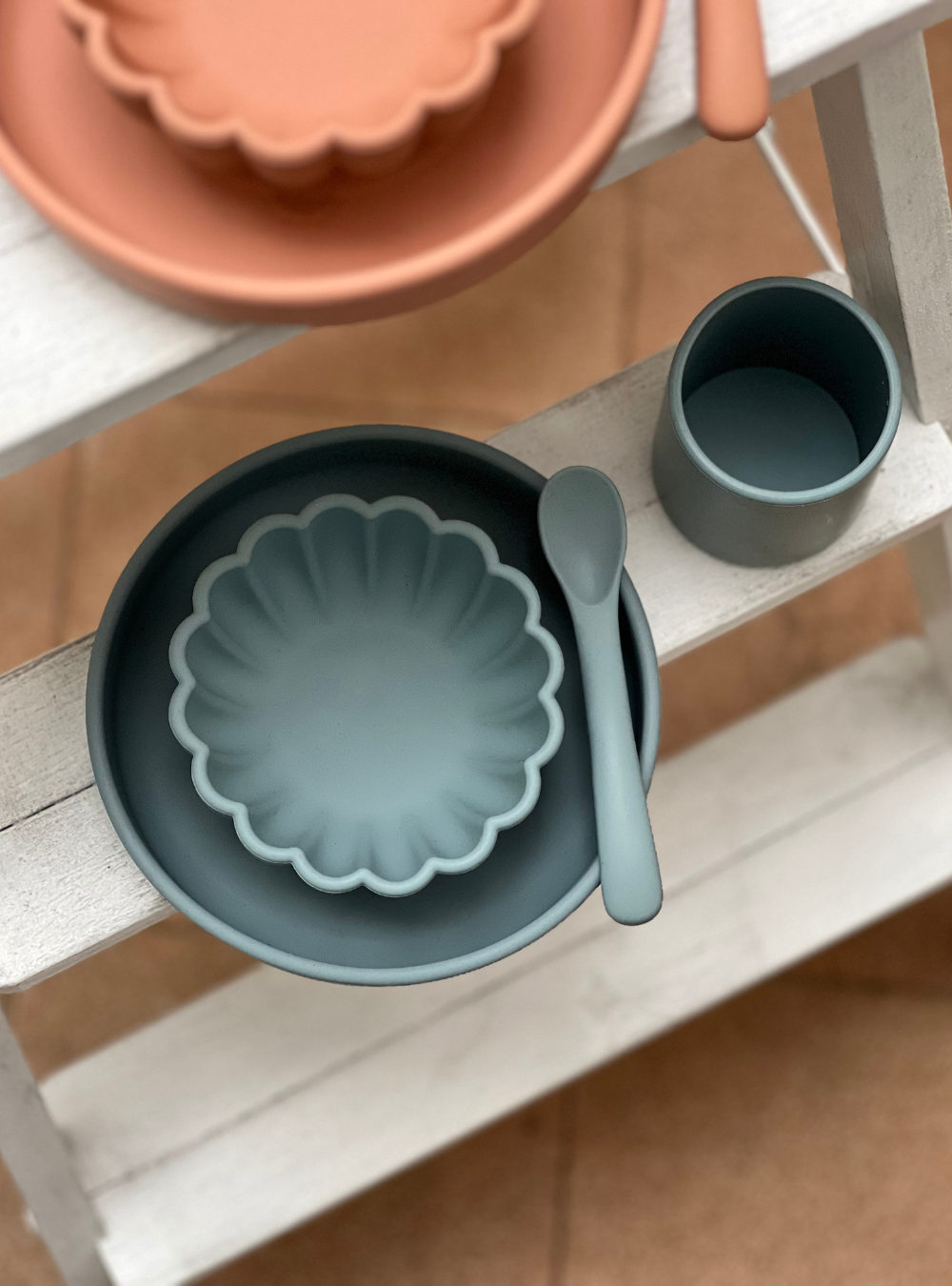 Baby best sale crockery set